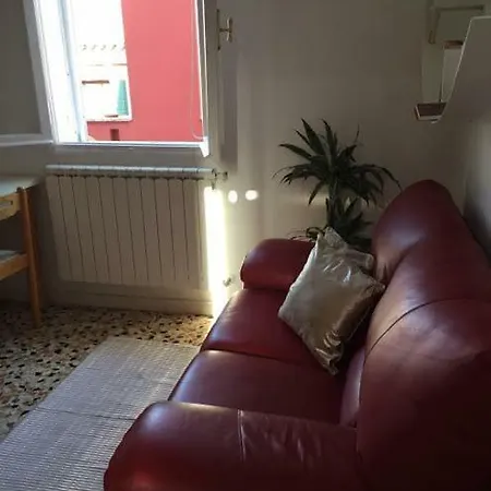 Bright In The Heart Of * Venedig